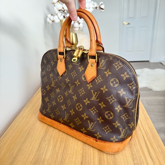 ✅AUTHENTIC✅LOUIS VUITTON ALMA PM - Picture 8 of 14